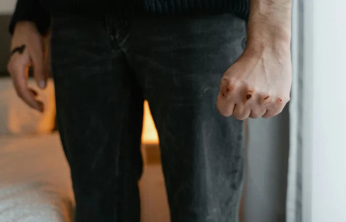 A legal gavel on a wooden desk representing the enforcement of the Domestic Violence Act in Pakistan.